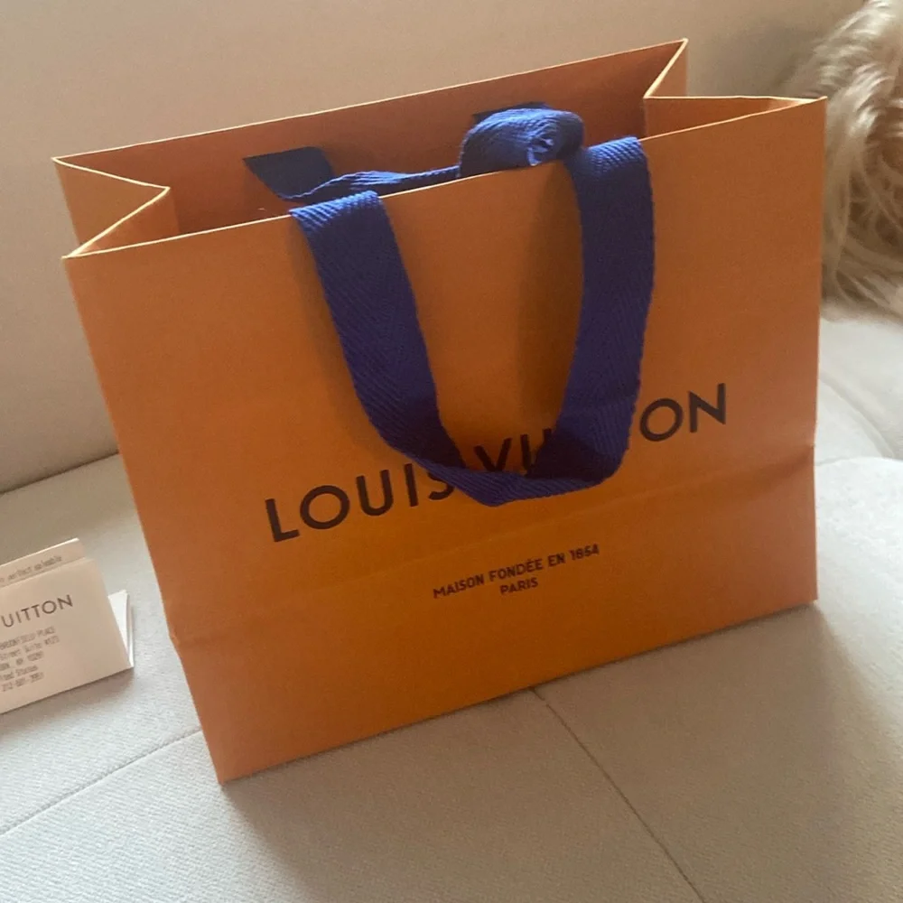 Louis Vuitton yellow gold small paper shopping gift bag size 8,5x7xx4,5